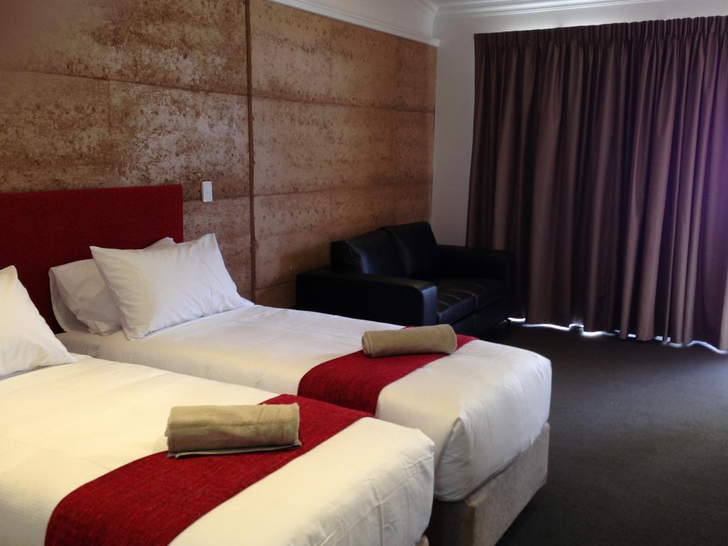Crossroads Ecomotel Port Augusta Room photo